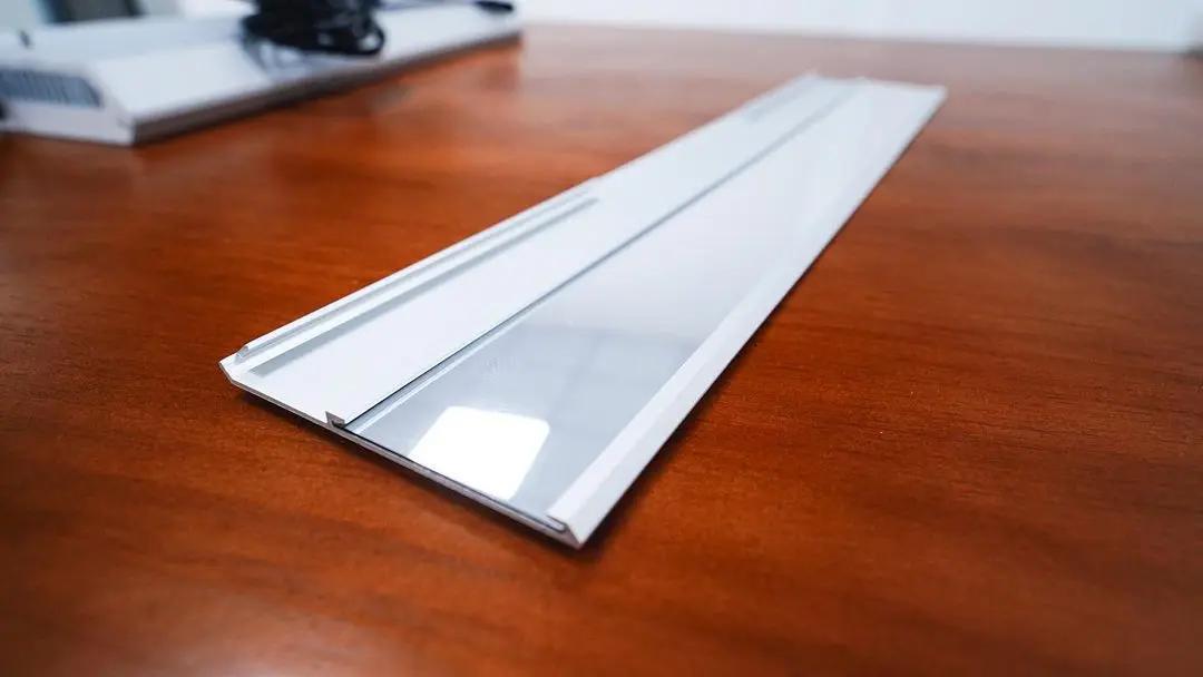 Chihiros VIVID II Shades with Mirror (Silver) - Planted Aquaria