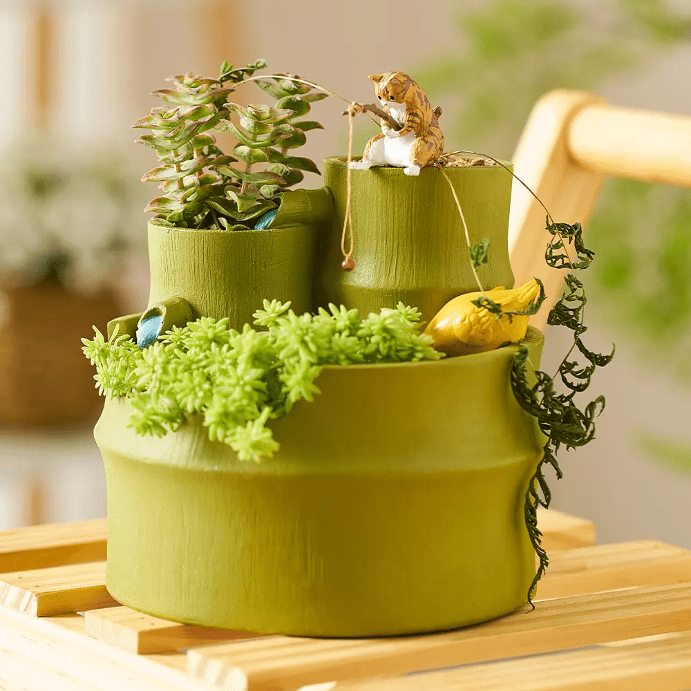 Fishing Cat Ornament - Tabby - Planted Aquaria