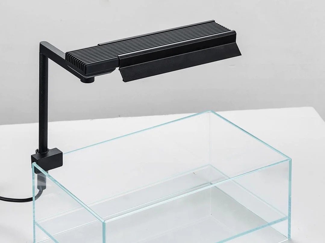 Chihiros Mirror Shade for CII RGB - Planted Aquaria