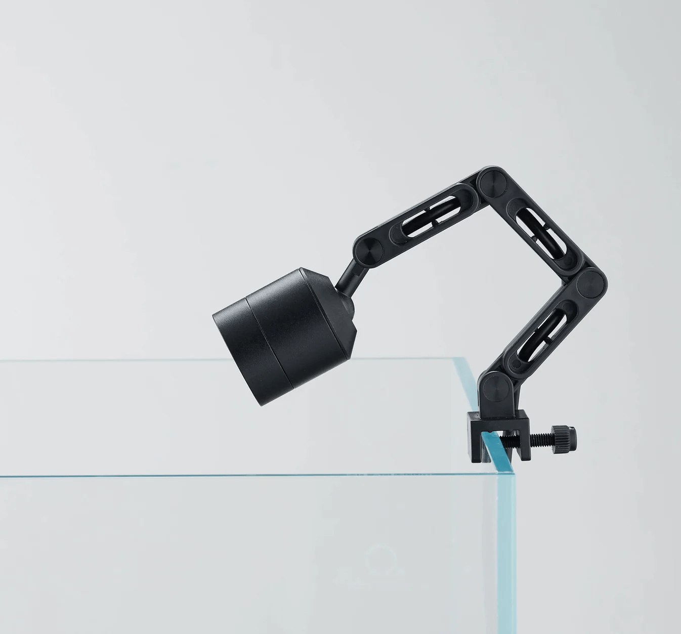 Chihiros Z Light TINY - Advanced Zoomable Aquarium Light - Planted Aquaria