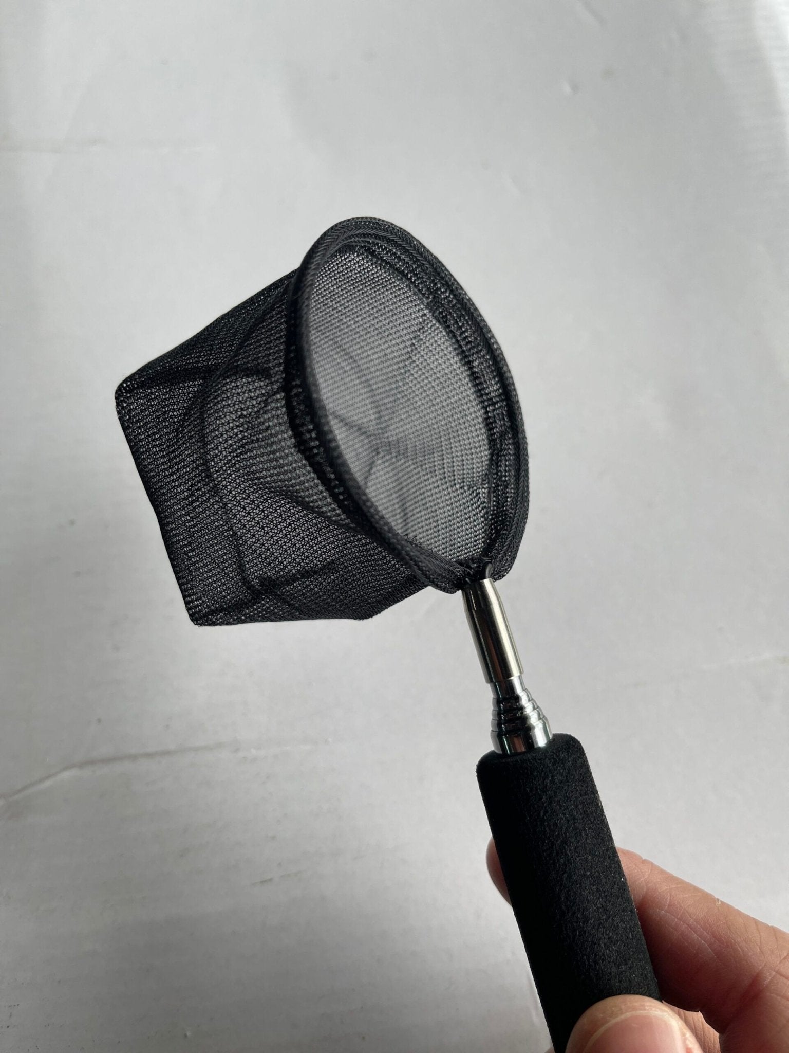 Circle Black Retractable Fish & Shrimp Net - Planted Aquaria