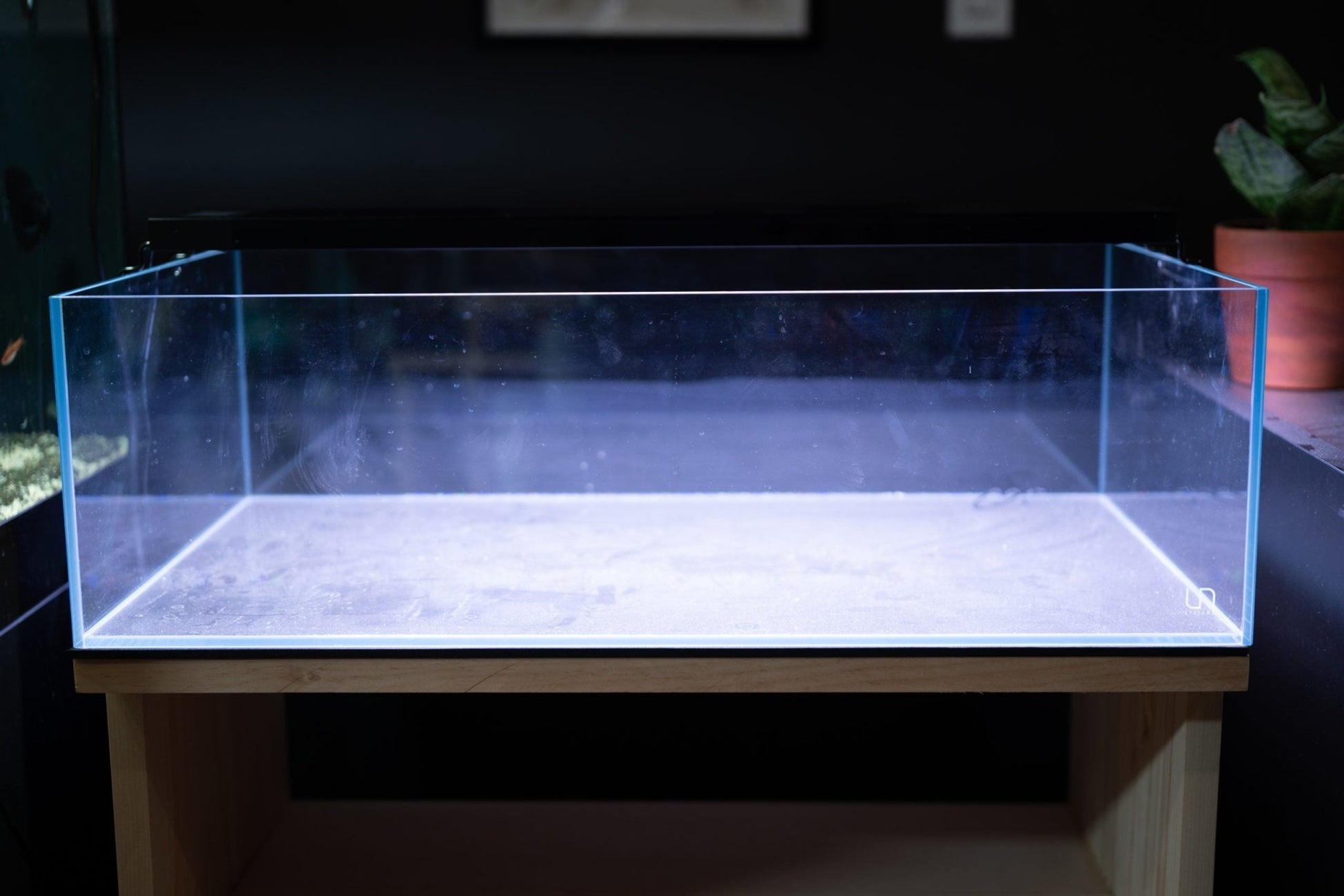 HiTauing Full Spectrum Aquarium LED Light - Planted Aquaria